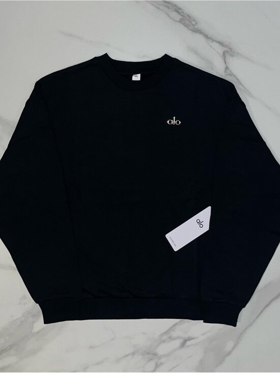 Accolade Crew Neck Pullover